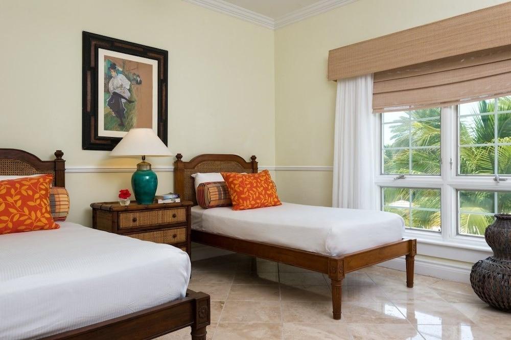 Point Grace Hotel Grace Bay Exterior foto