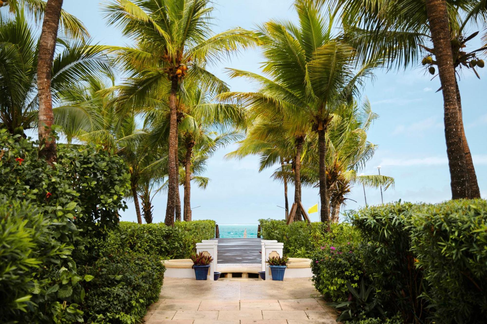 Point Grace Hotel Grace Bay Exterior foto