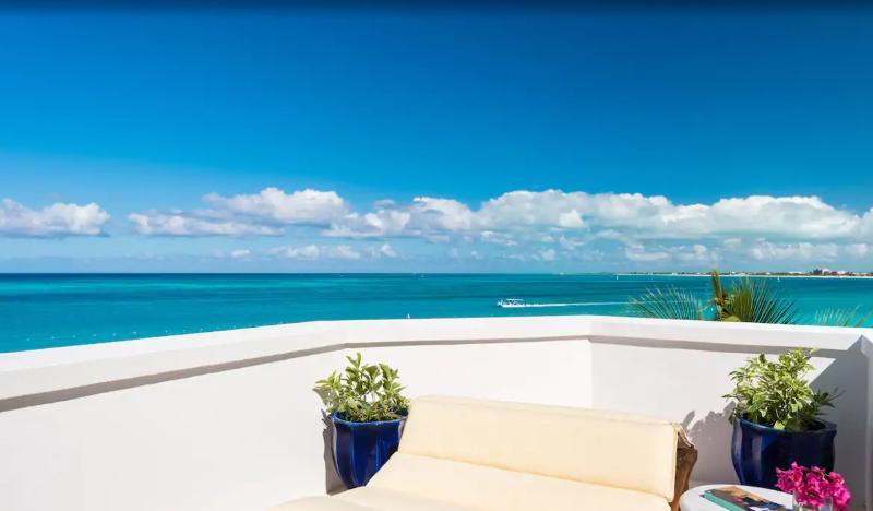 Point Grace Hotel Grace Bay Exterior foto